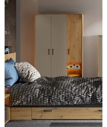 Armoire en bois clair avec 3 portes, 1 tiroir et LED incluses, pour enfants et adolescents, Qubic 02 Large, Chêne Artisan / Gris / Noir, L130xL52xH195 cm JUSQU'A -70%! 