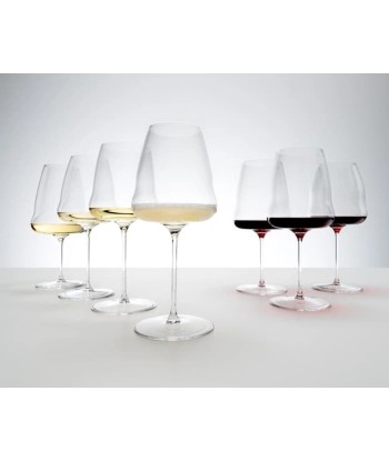 Lot de 4 verres à vin en cristal Winewings Syrah, Transparent, 865 ml, Riedel hantent personnes